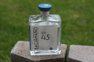 Baciamano Spirits: Gin 45 - Gin Salis 40 - Gin Hibiscus 40