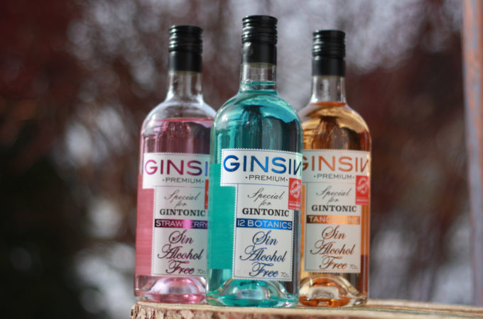 GinSin Premium: 12 Botanicals - Strawberry - Tangerine