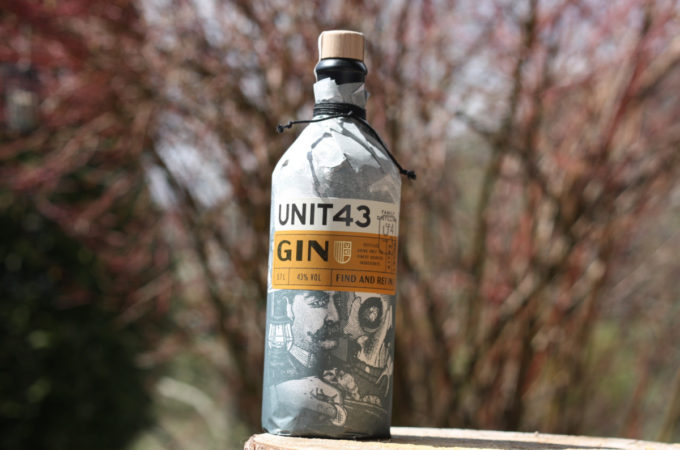 Unit43 Gin